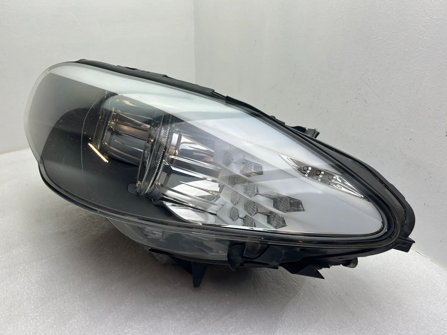 BMW 5er F10 F11 Xenon Scheinwerfer links Steuergeräte 7203251