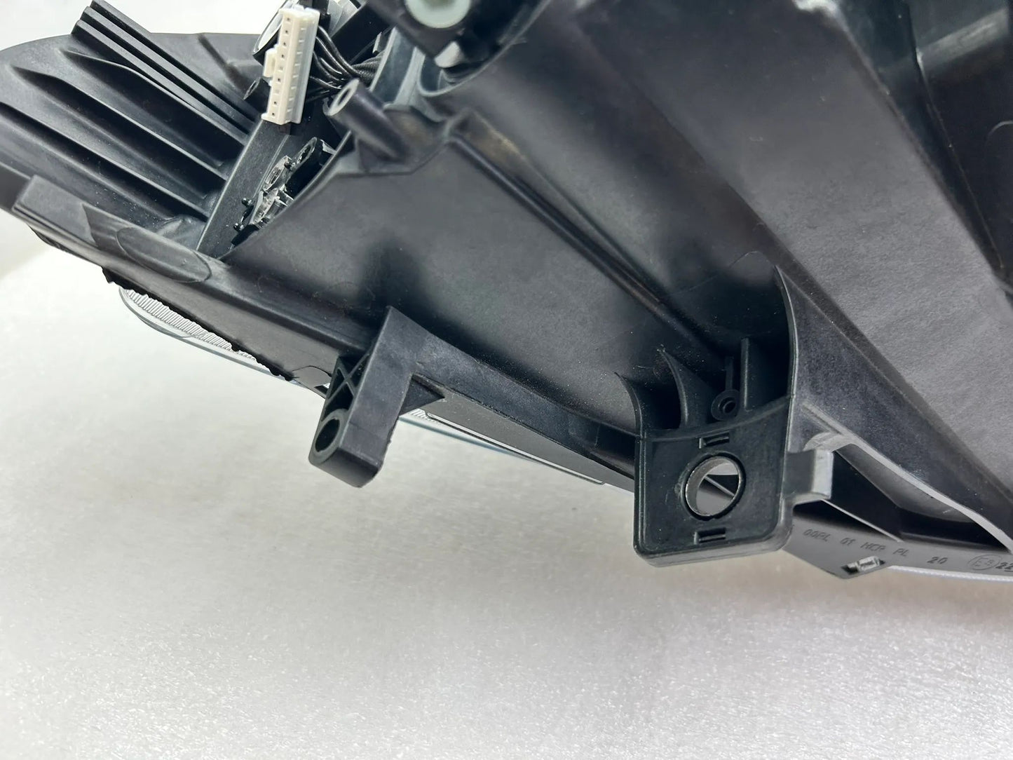 Mercedes Sprinter W910 W907 LED Scheinwerfer rechts A9109067200