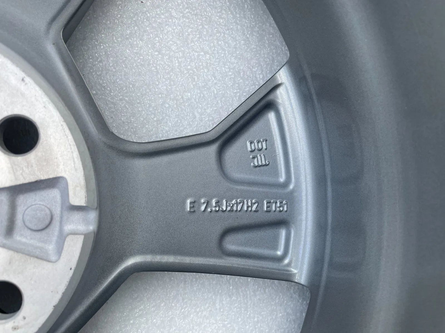 1x Audi A3 8V Ersatzrad Felge Reifen 8V0601025DQ 225/45 R17 91Y