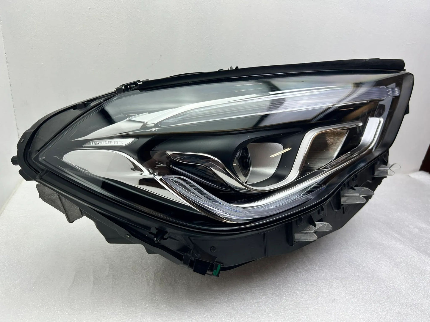 Original Mercedes GLA W247 LED Scheinwerfer rechts A2479066401