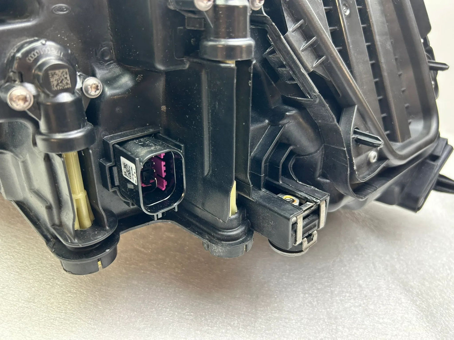 Original Audi Q3 83A LED Scheinwerfer links 83A941033