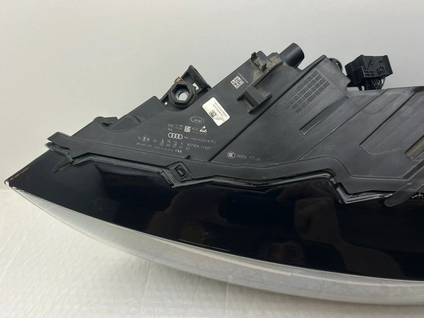 Original Audi Q7 LED Matrix Scheinwerfer links 4M0941035