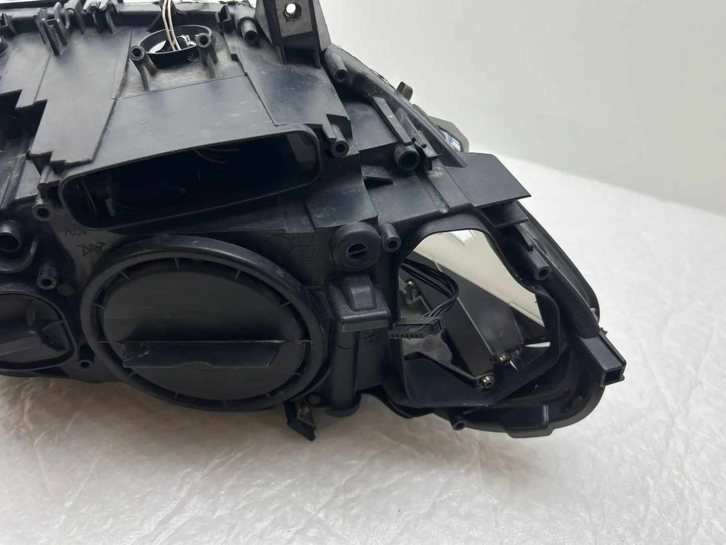 BMW 5er F10 F11 Xenon Kurvenlicht Scheinwerfer links 7203251