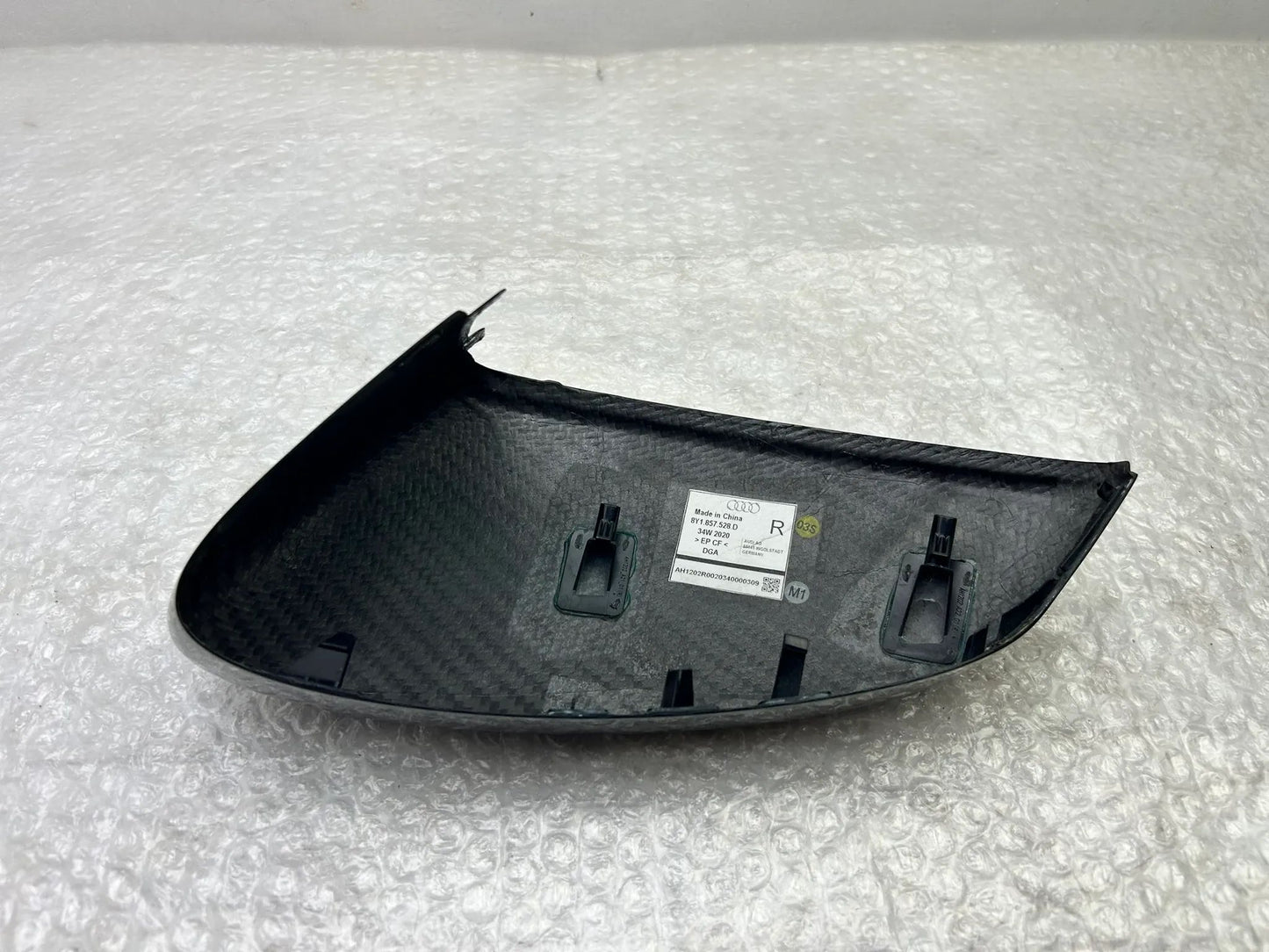 Original Audi A3 S3 RS3 8Y Carbon Spiegelkappen rechts  8Y1857528