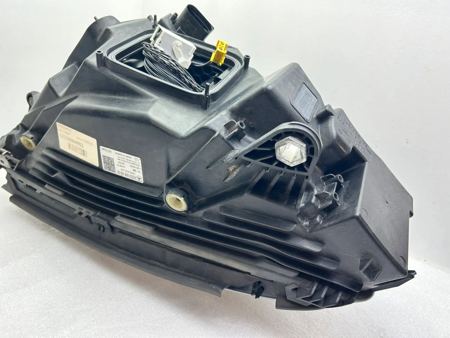 Original Mercedes GLC W253 LED Scheinwerfer links A2539064903