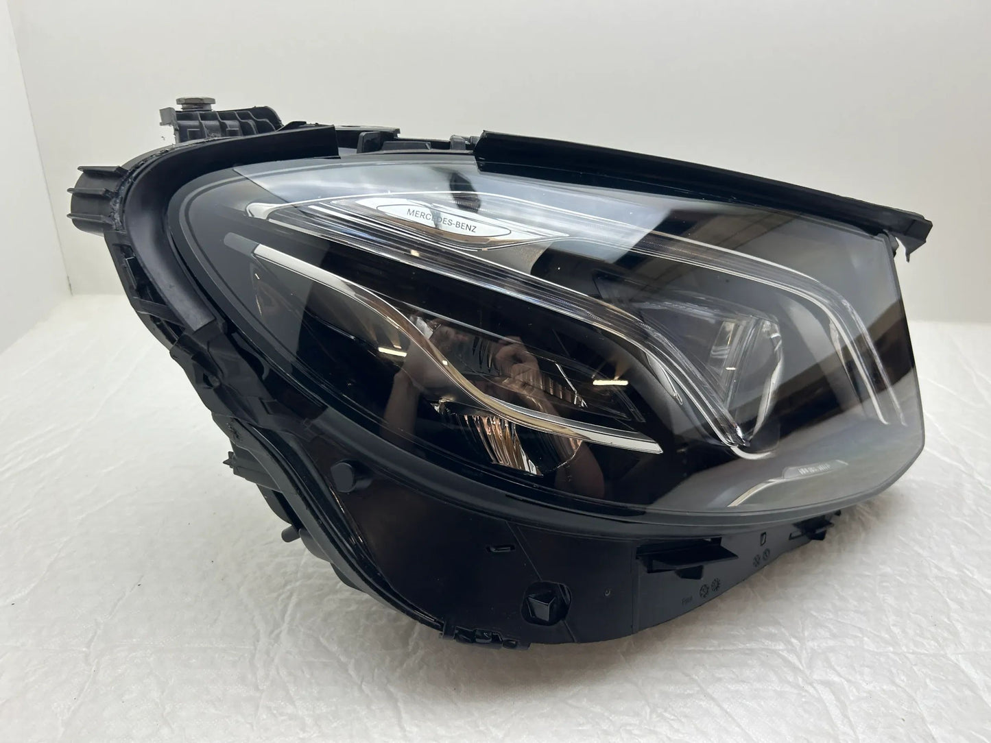 Original Mercedes W213 LED Scheinwerfer links rechts A2139067506