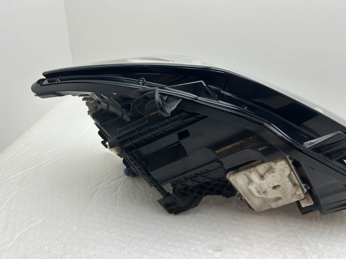 Original Jaguar XE Xenon Scheinwerfer rechts GX73-13W029-EG