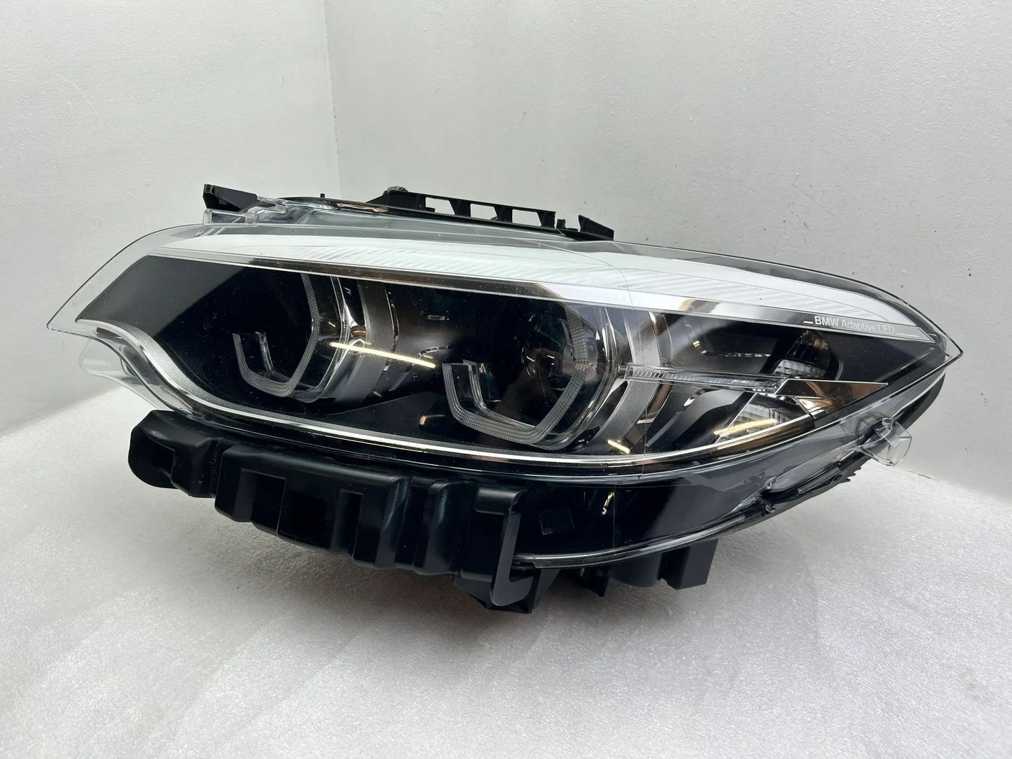 FRONTSCHEINWERFER LINKS VORNE 8738685