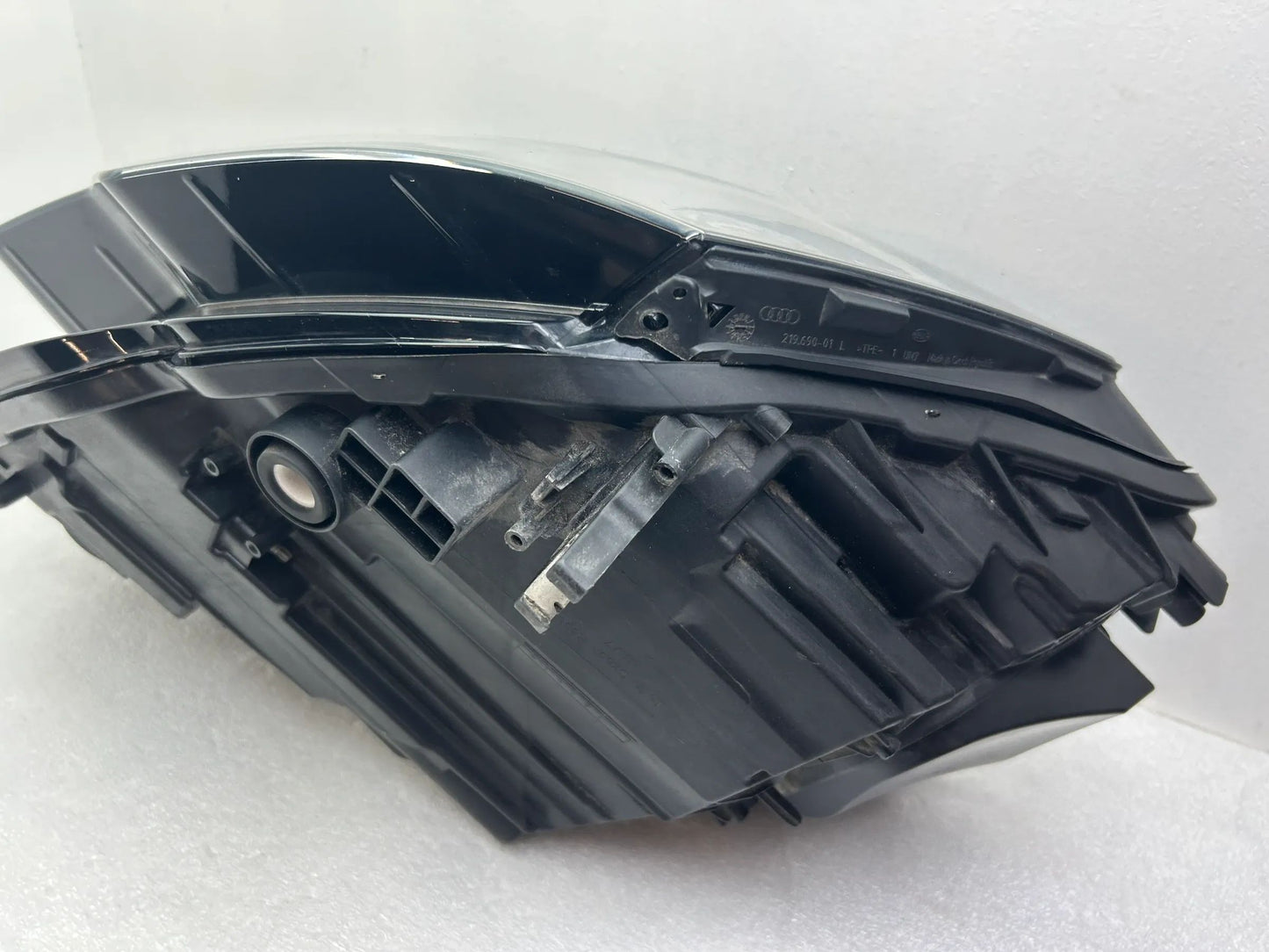 Original Audi A6 C8 4K LED Scheinwerfer links 4K0941039