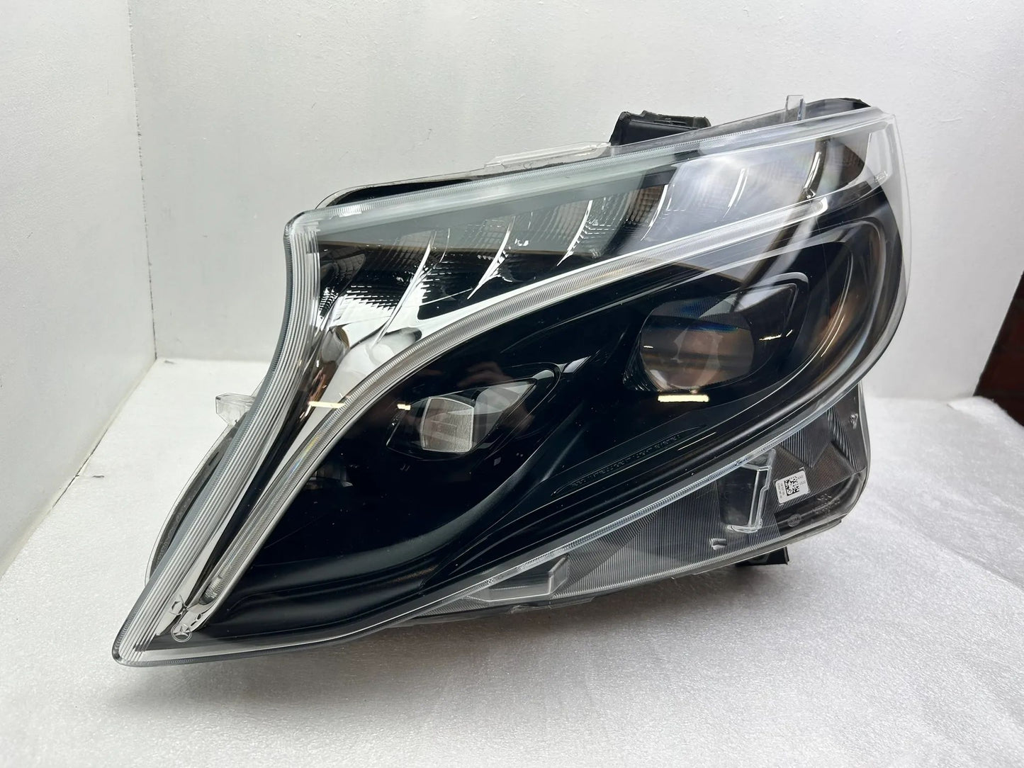 Mercedes Vito V-Klasse W447 LED Scheinwerfer links A4479063201