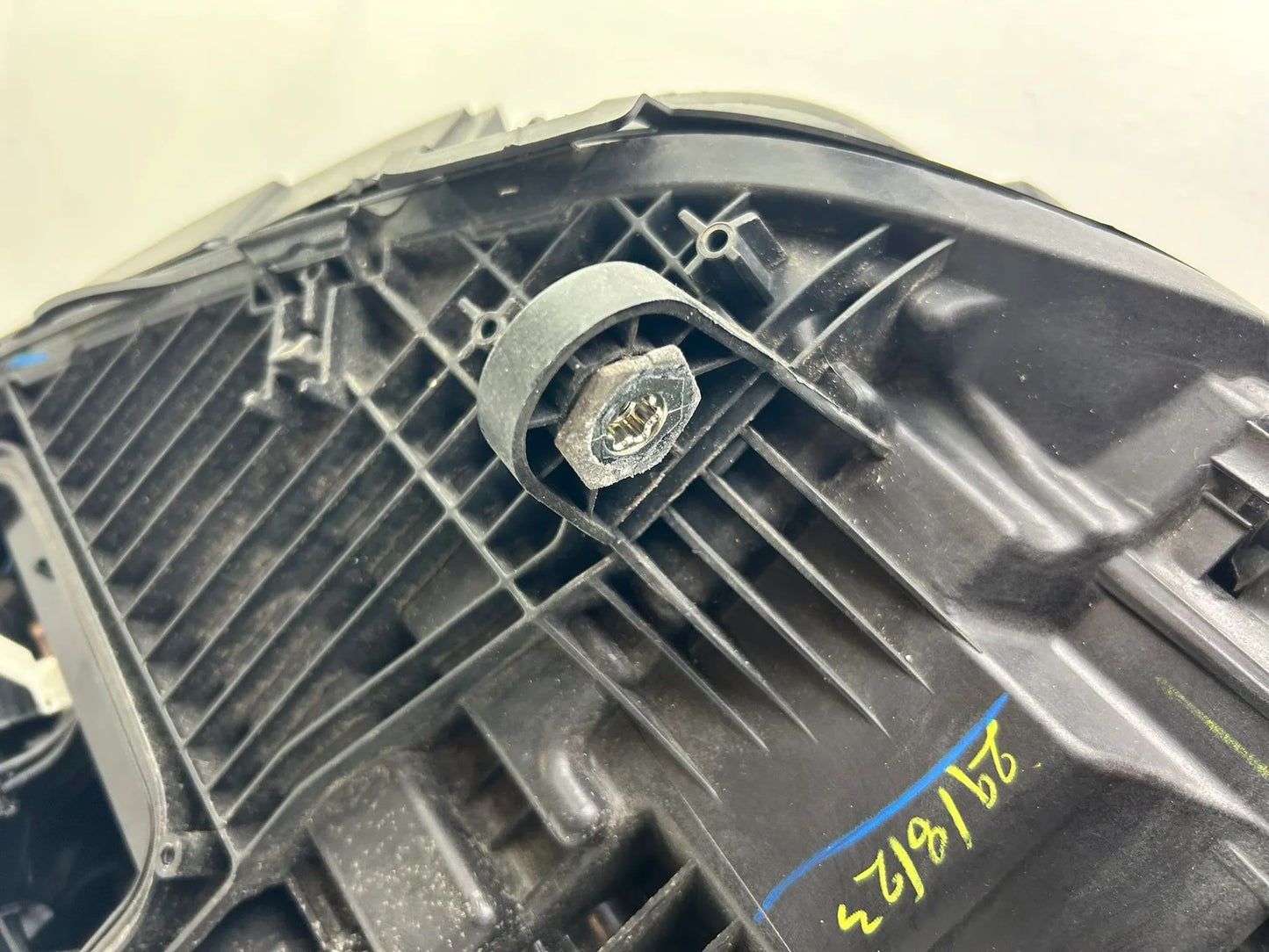 Original Mercedes GLE W167 LED Scheinwerfer links A1679066908