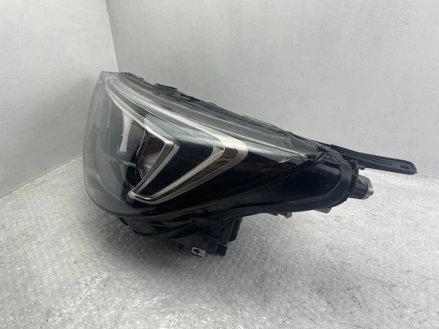 Original Opel Crossland X LED Scheinwerfer links YQ00349980