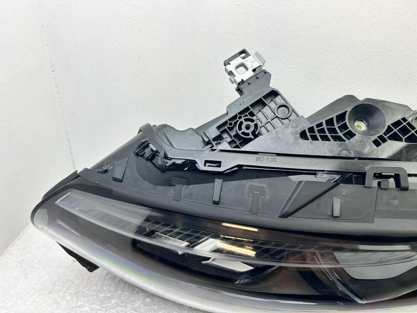 NEU Original Mercedes CLA W174 LED Scheinwerfer links A1749062502