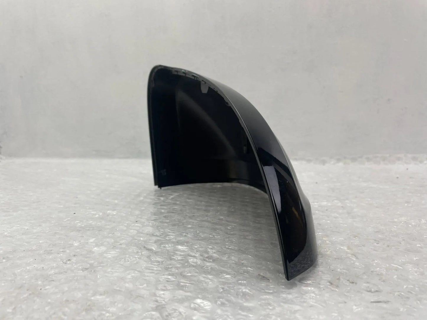 Audi A4 8W Spiegelkappe Spiegel Kappe Schwarz links 8W0857527