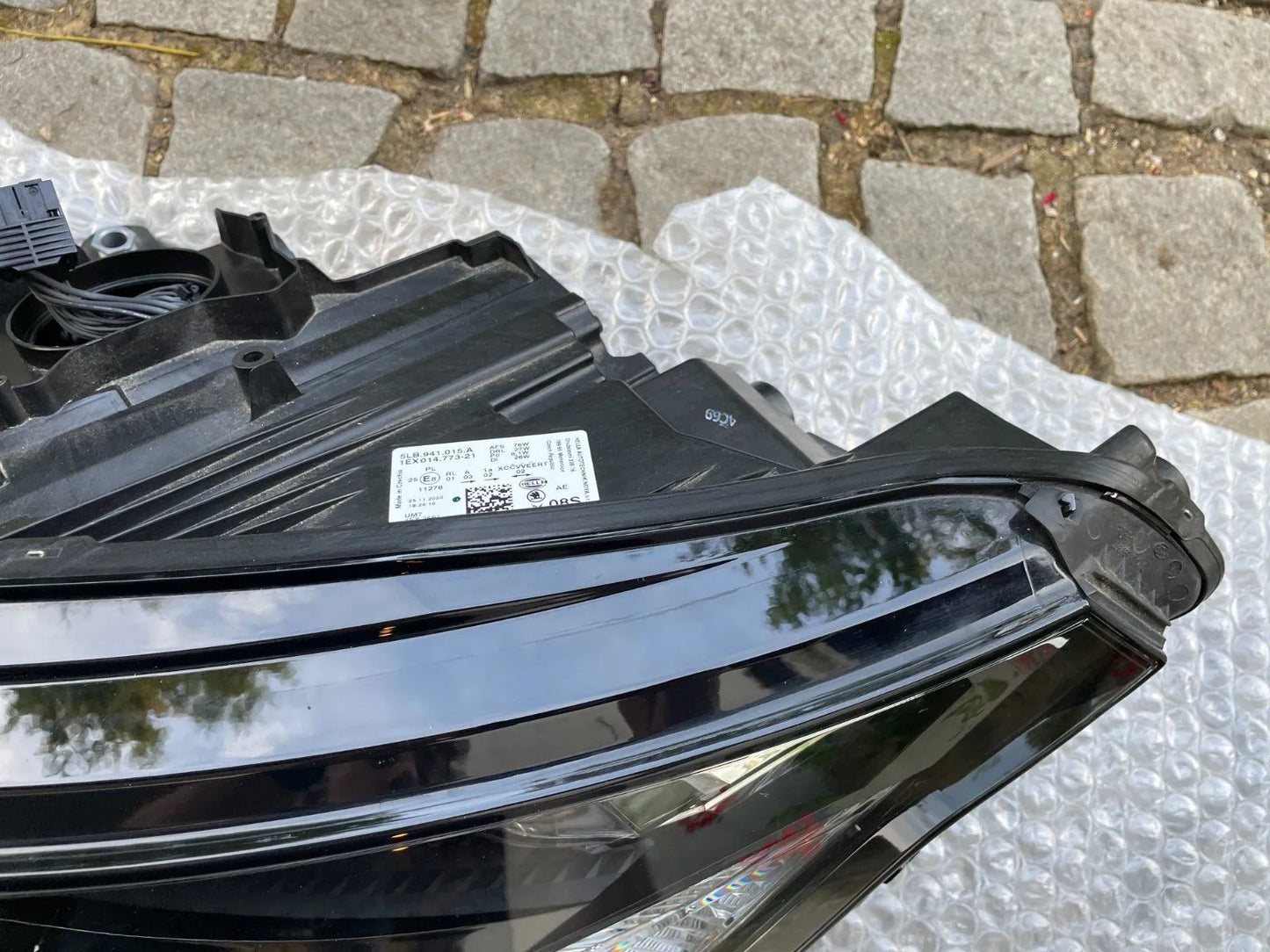 Original Skoda Enyaq 5LB LED Scheinwerfer rechts 5LB941015