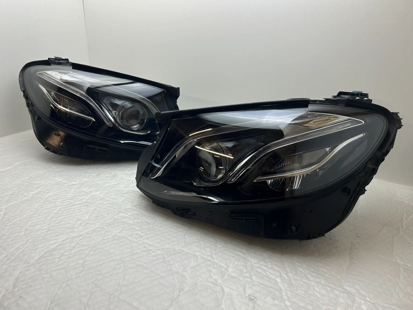 Original Mercedes W213 LED Scheinwerfer rechts links A2139067606