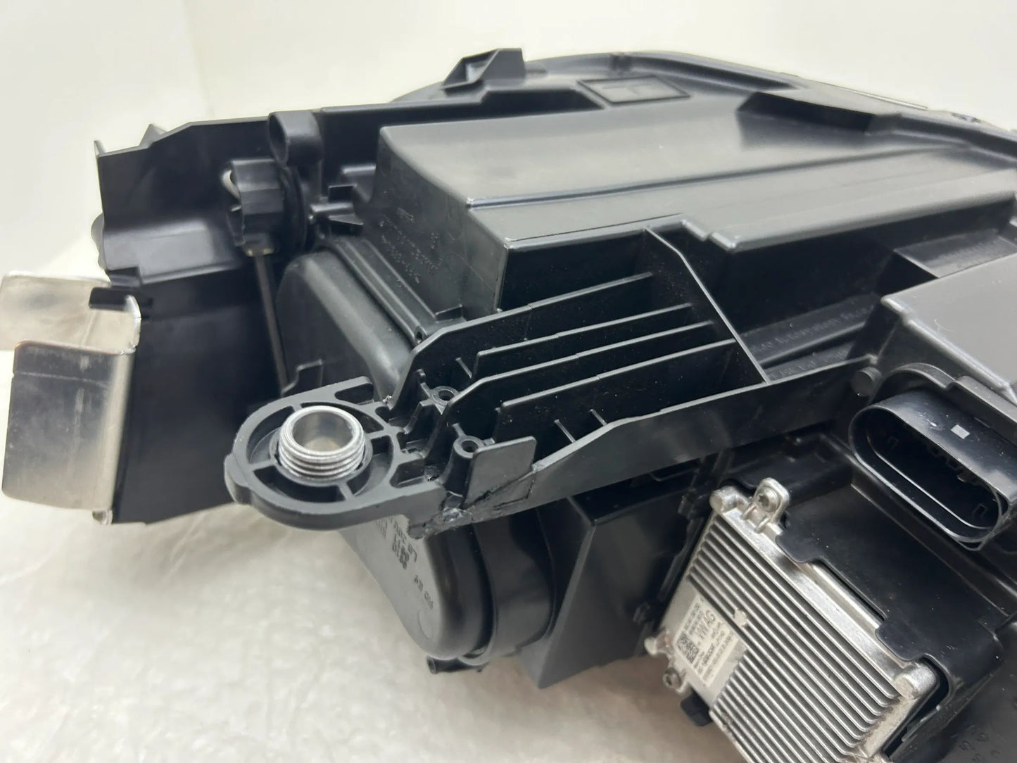 Original VW Passat B9 LED Scheinwerfer rechts 3J1941006