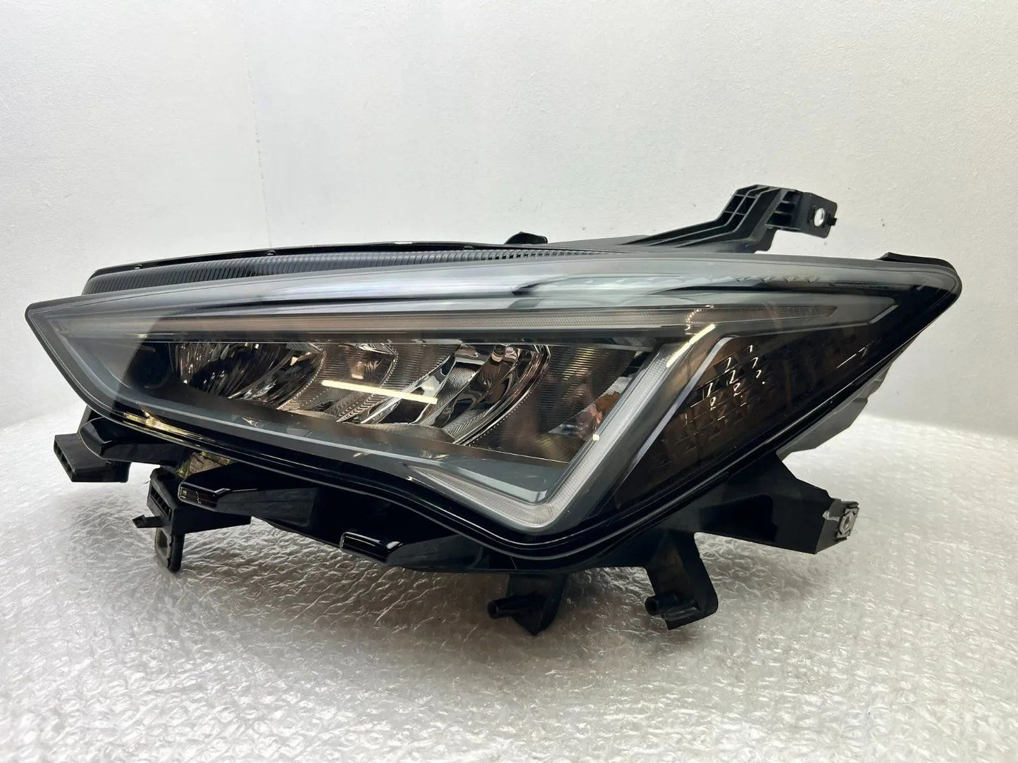 Original Seat Cupra Born LED Scheinwerfer links 10F941007H