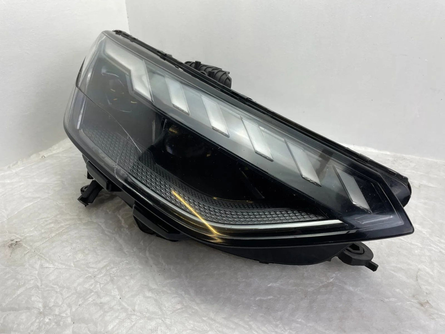 Original Audi RS4 8W LED Scheinwerfer rechts 8W0941036J