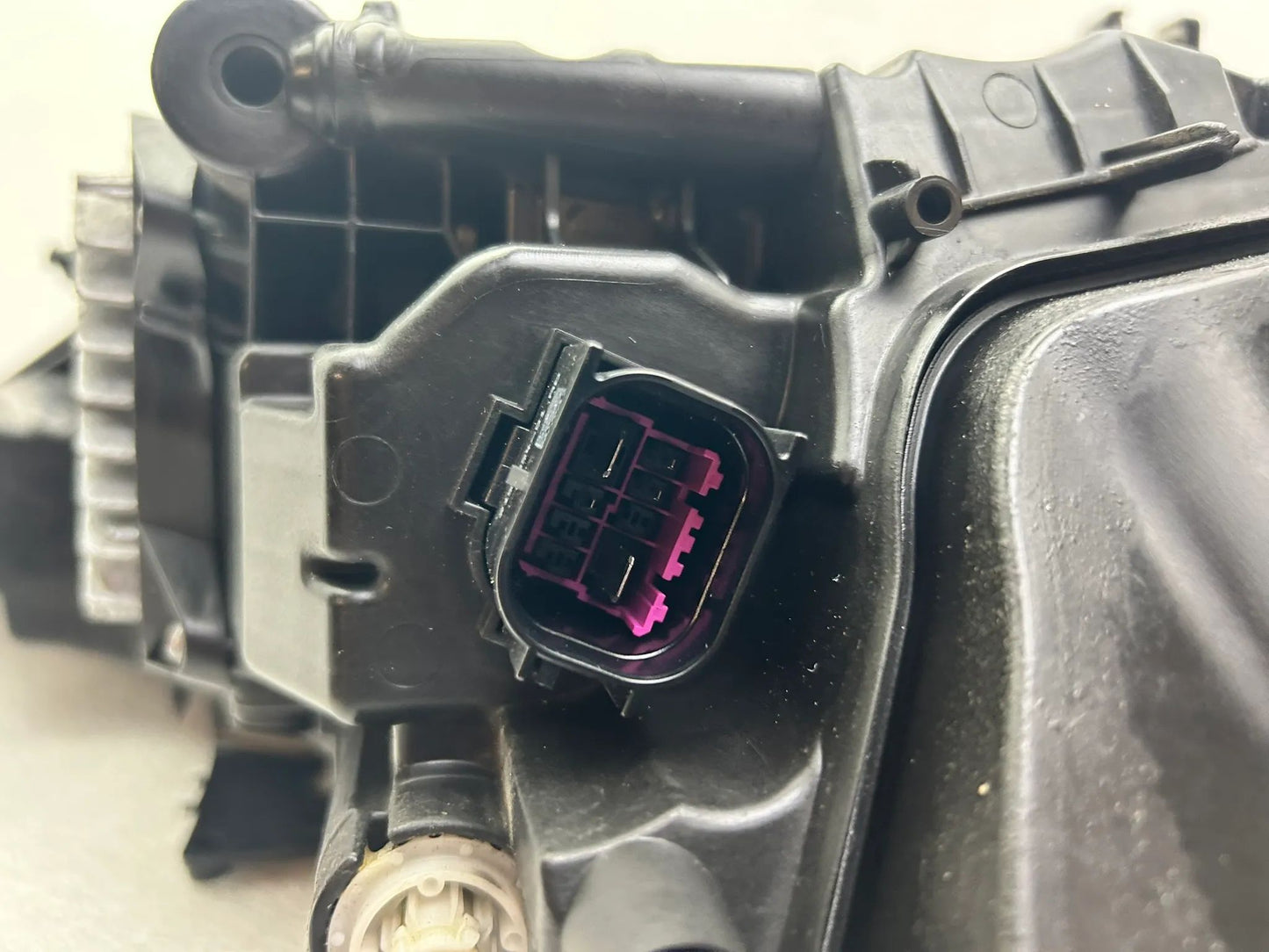 Original Audi A6 C8 4K LED Scheinwerfer links 4K0941039
