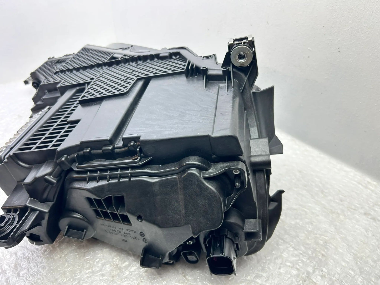 NEU original Audi e-tron GT RS LED Scheinwerfer links 4J3941035