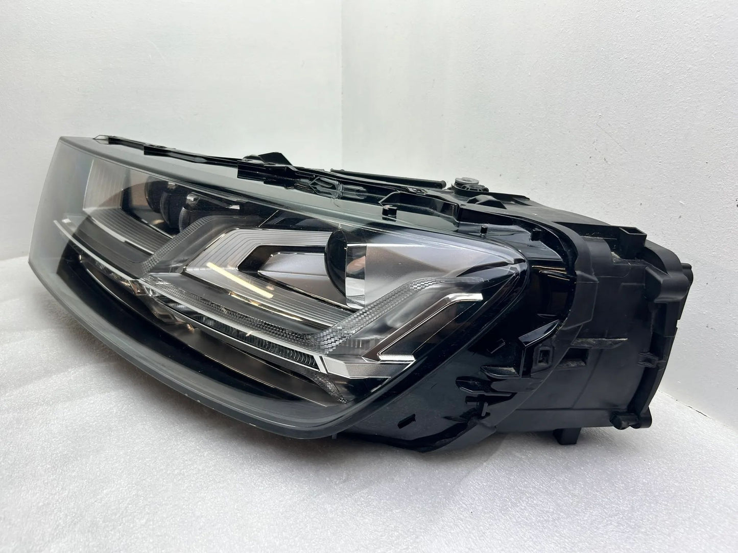 Original Audi Q7 LED Matrix Scheinwerfer links 4M0941035