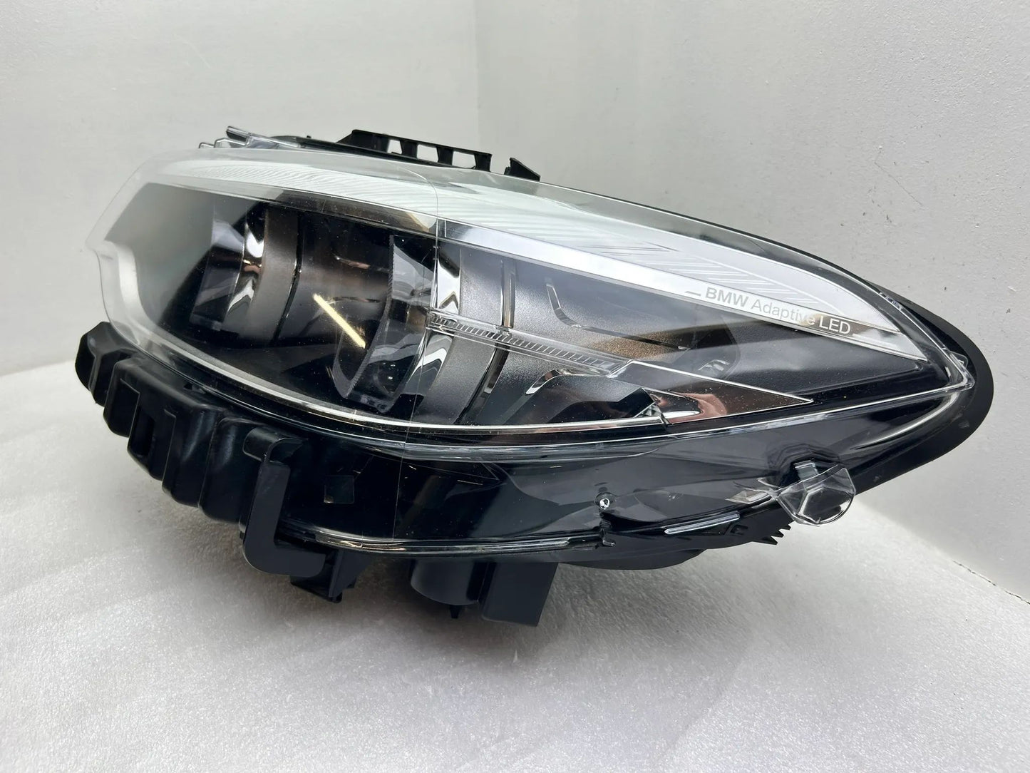 FRONTSCHEINWERFER LINKS VORNE 8738685