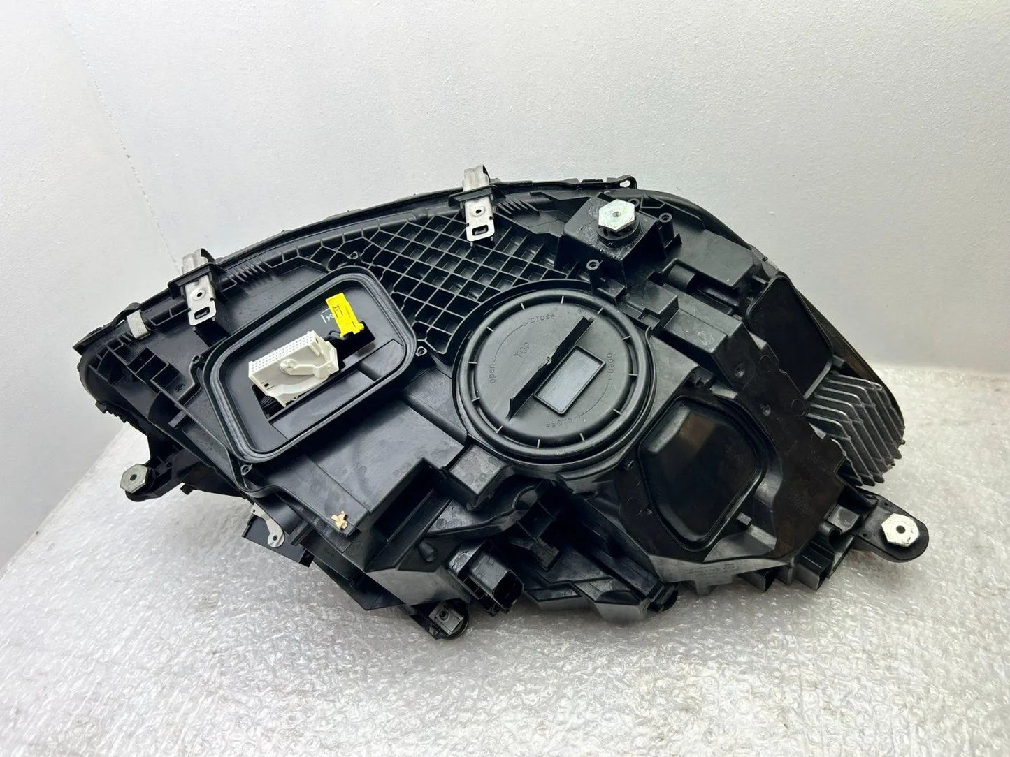 Mercedes W222 S-Klasse LED Scheinwerfer links A2229069305