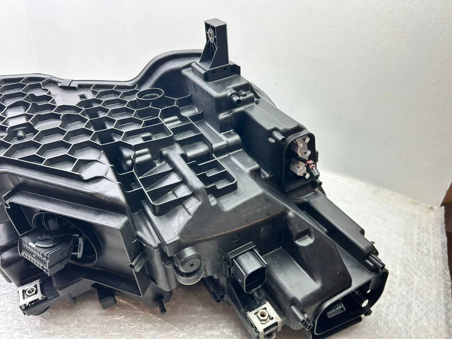 Original Audi e-tron LED Scheinwerfer links 4KE941039D