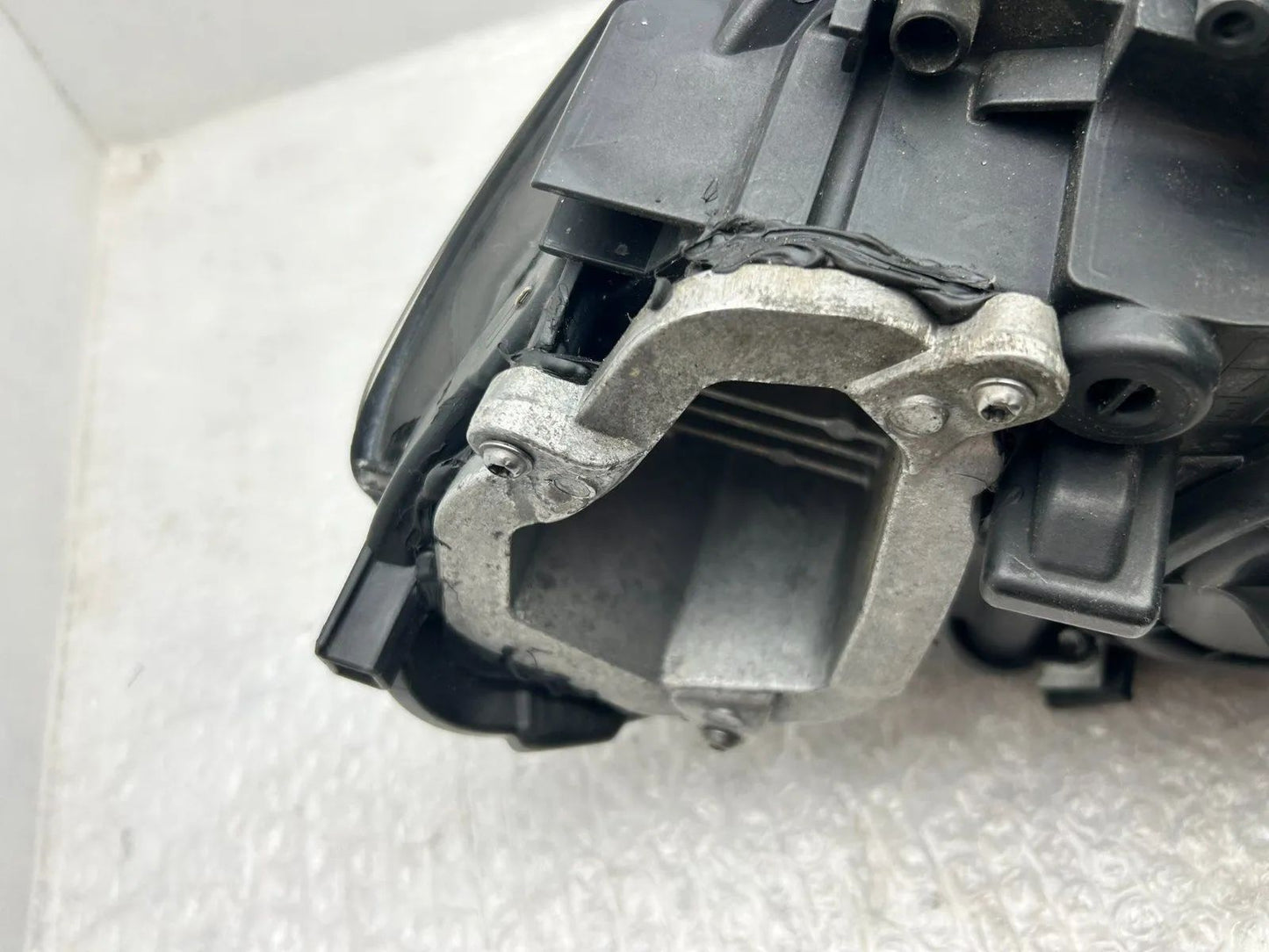 Original BMW 5er F10 F11 Xenon Scheinwerfer rechts 7203246