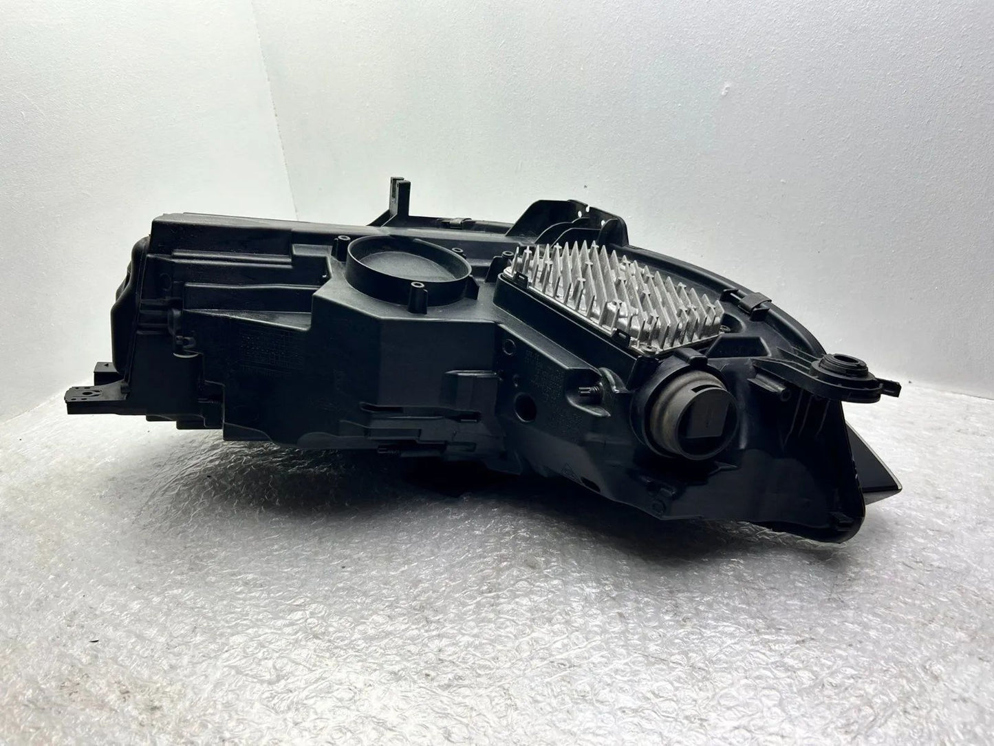 Original Audi A4 B9 8W LED Scheinwerfer rechts 8W0941036E