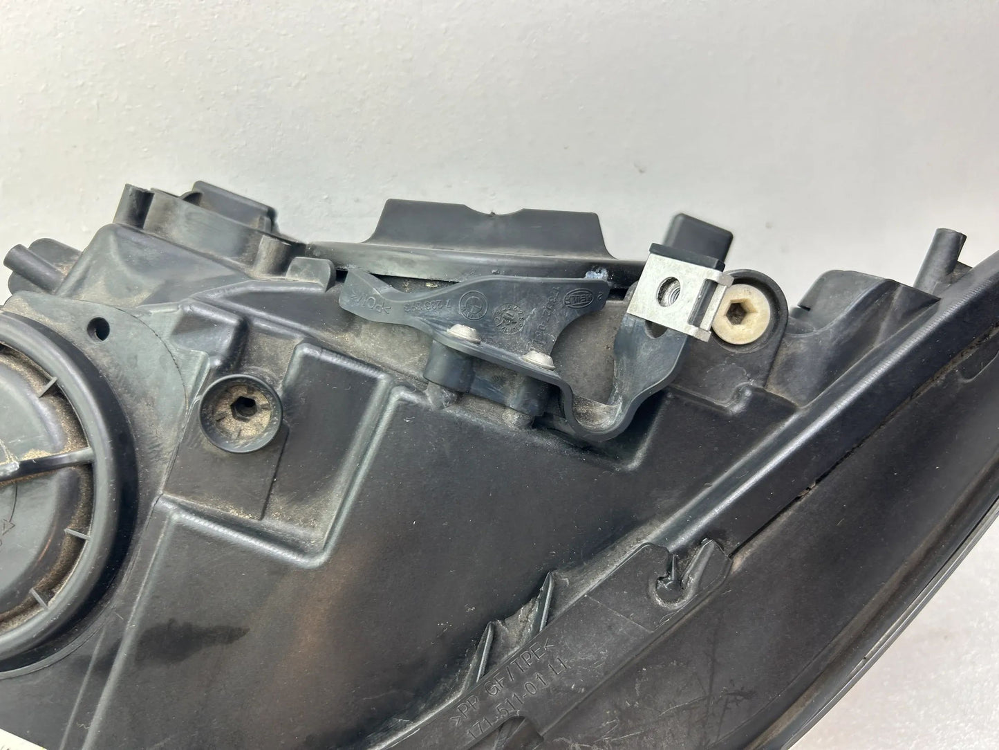 Original BMW 5er F10 F11 Xenon Scheinwerfer links 7203239