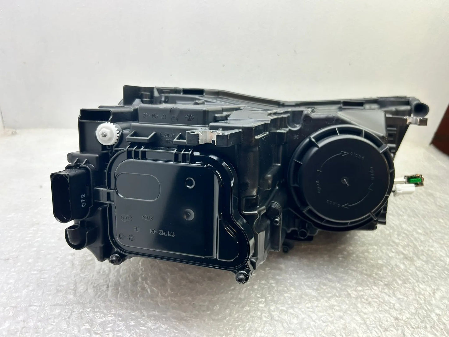 NEU Original Audi A8 4H Xenon Scheinwerfer rechts 4H0941030AB