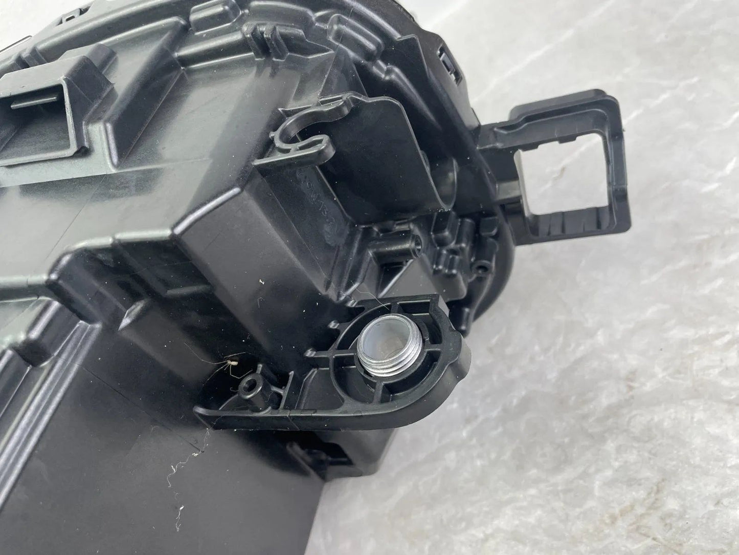 Original VW Passat 3J B9 IQ LED Scheinwerfer rechts 3J1941036