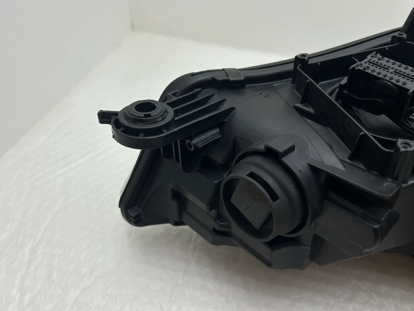 Original Audi A4 B9 8W Matrix LED Scheinwerfer links 8W0941783