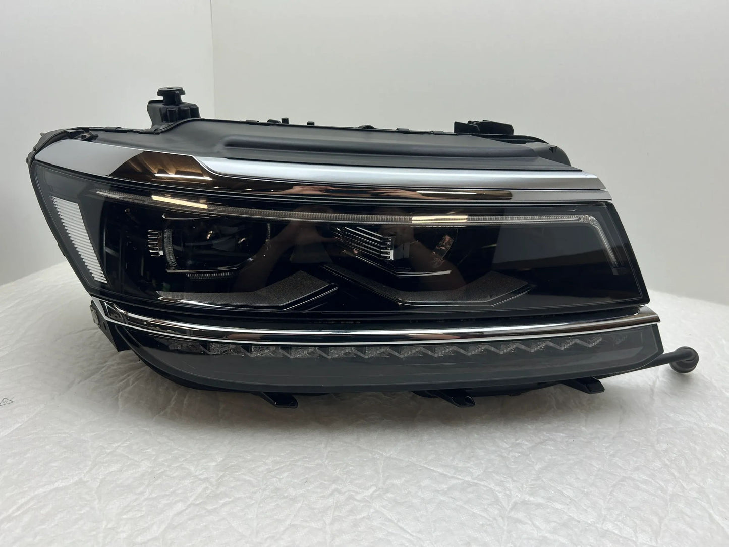 Original VW Tiguan Allspace LED Scheinwerfer rechts 5NN941082C