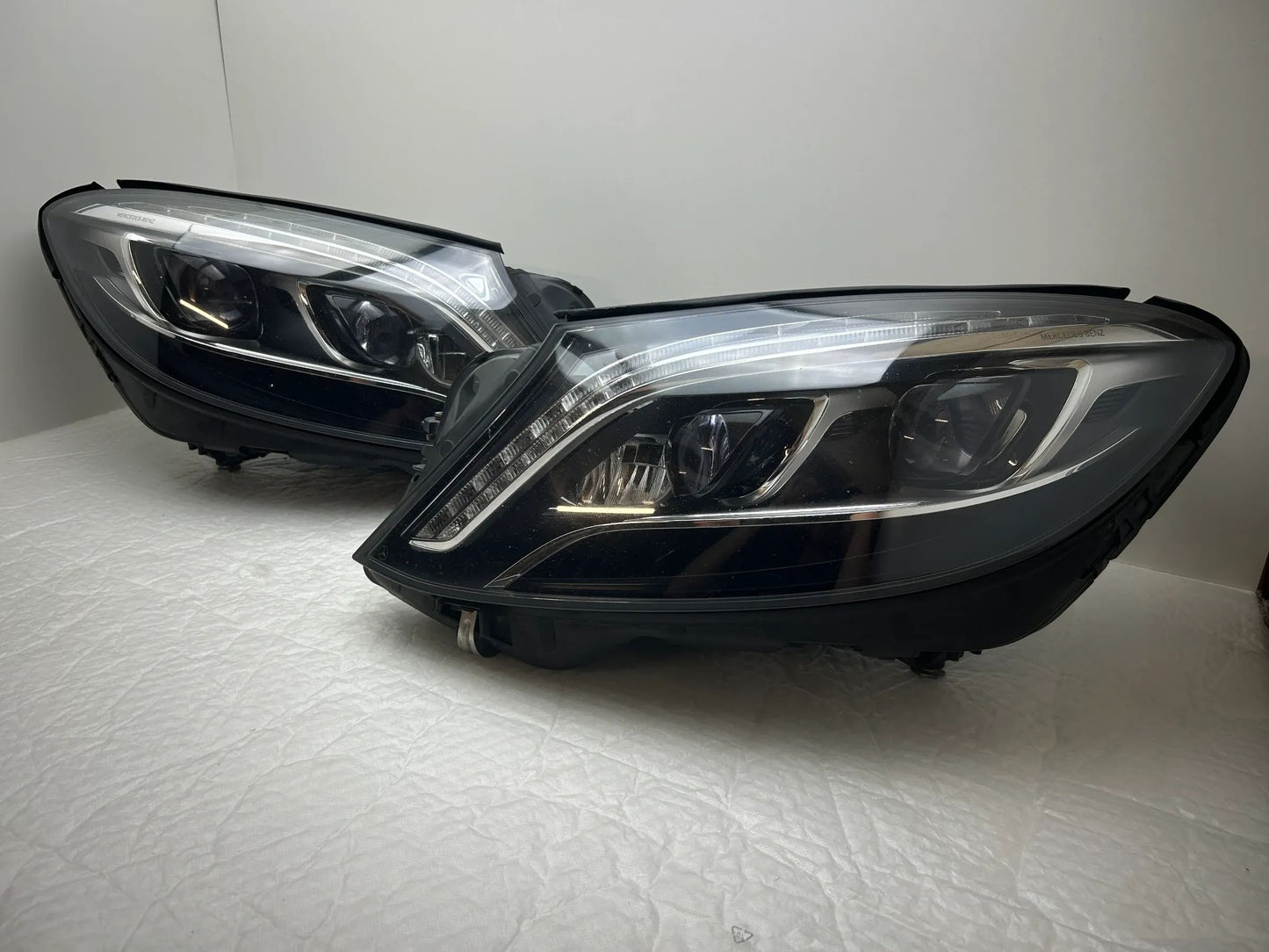 Mercedes W222 S-Klasse LED Scheinwerfer links rechts A2229060702