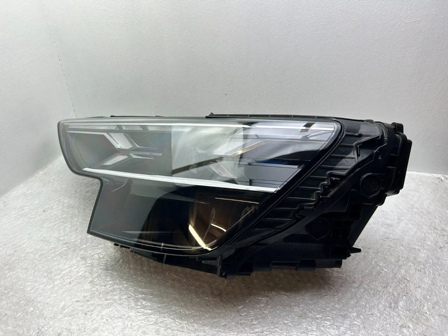 Original Audi Q8 RSQ8 LED Laser Scheinwerfer links 4M8941085