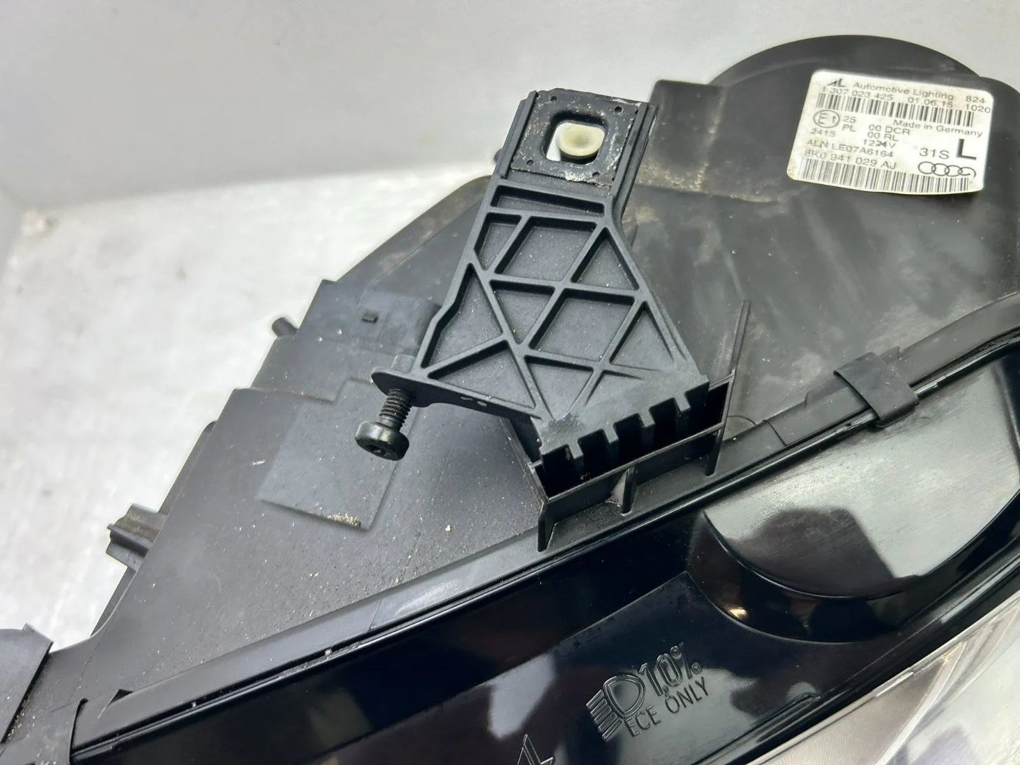 Original Audi A4 8K Bi-Xenon Scheinwerfer links 8K0941029AJ