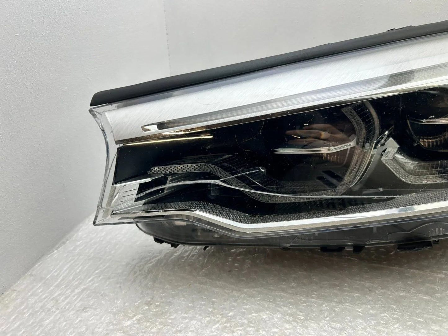 Original BMW 5er G30 G31 LED Scheinwerfer links 8499121