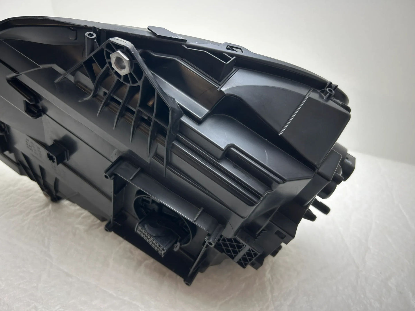 FRONTSCHEINWERFER LINKS VORNE 95B941009AH