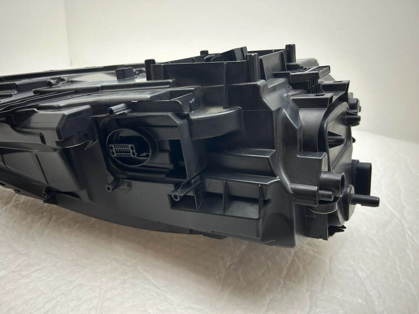 FRONTSCHEINWERFER LINKS VORNE 95B941009AH