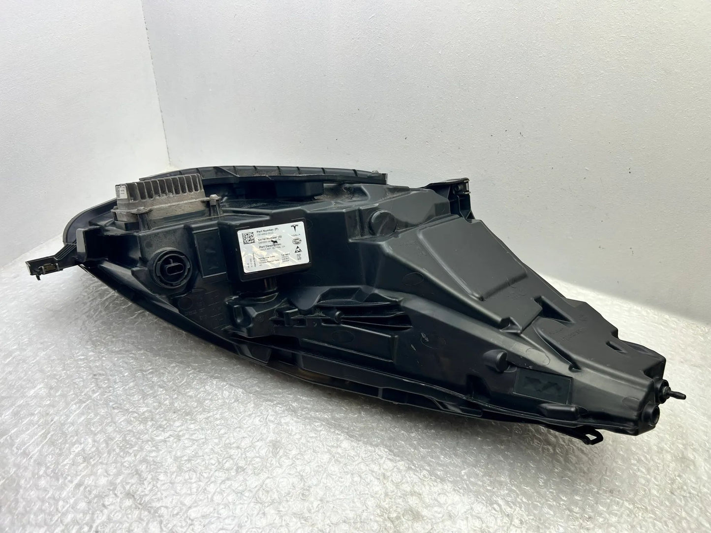 Original Tesla Model 3 LED Scheinwerfer links 1514952-00-D