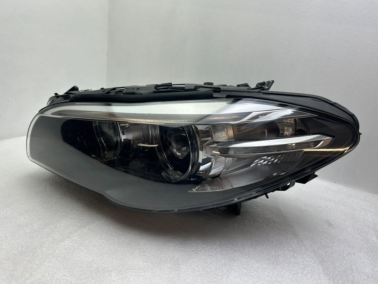 BMW 5er F10 F11 Dynamic Xenon Scheinwerfer links 7378513