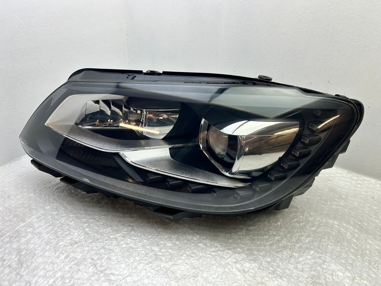 Original VW Touran Xenon LED Scheinwerfer links 1T1941751H
