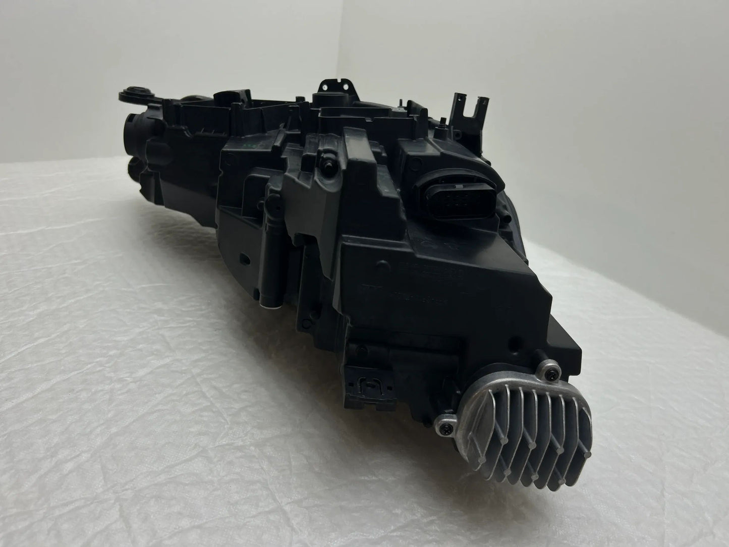 Original Audi A4 B9 8W Matrix LED Scheinwerfer links 8W0941783