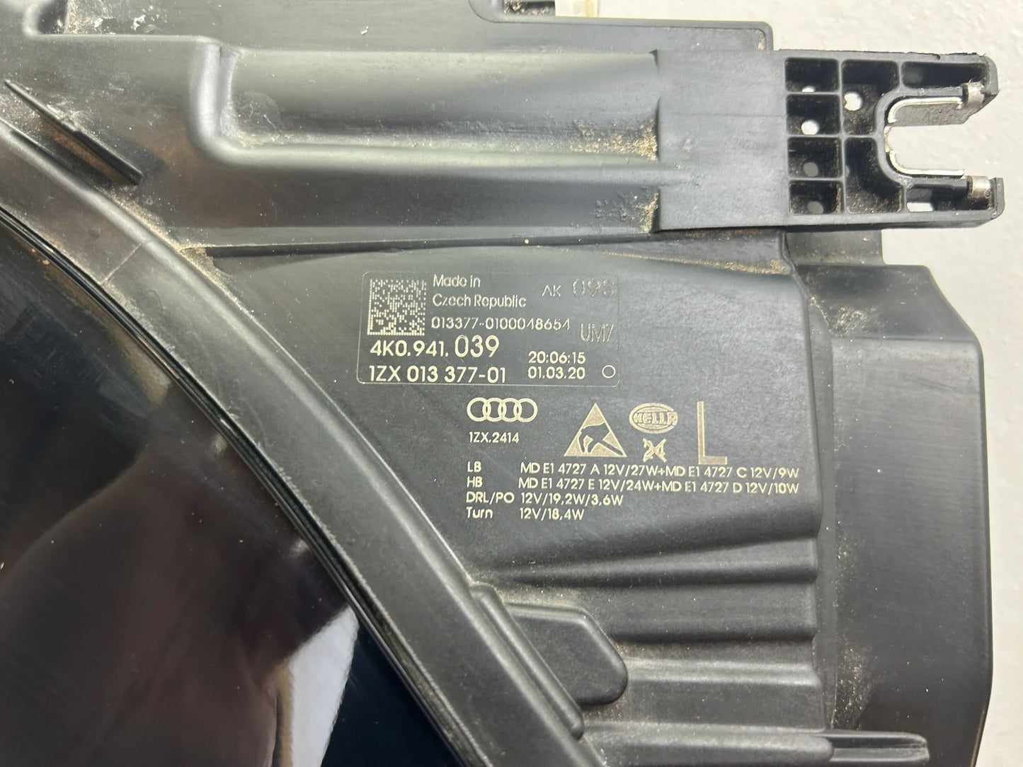 Original Audi A6 C8 4K LED Scheinwerfer links 4K0941039