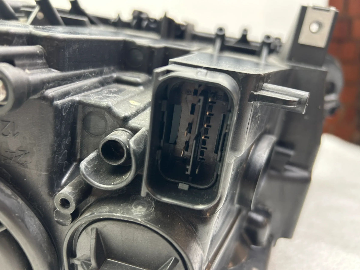 Original BMW 5er GT F07 Scheinwerfer rechts 7199602