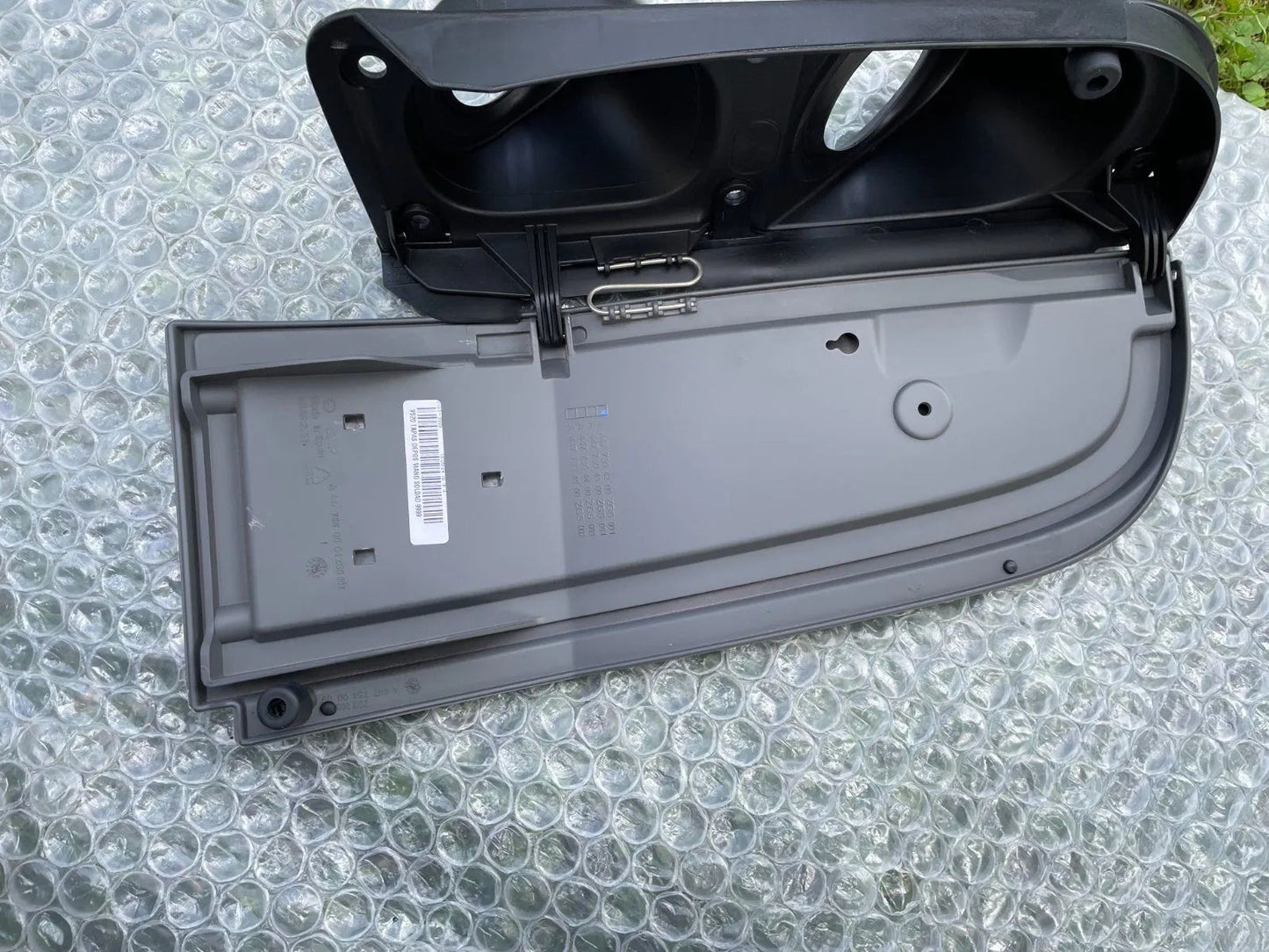 Original Mercedes Vito V-Klasse W447 Tankdeckel A4477540009