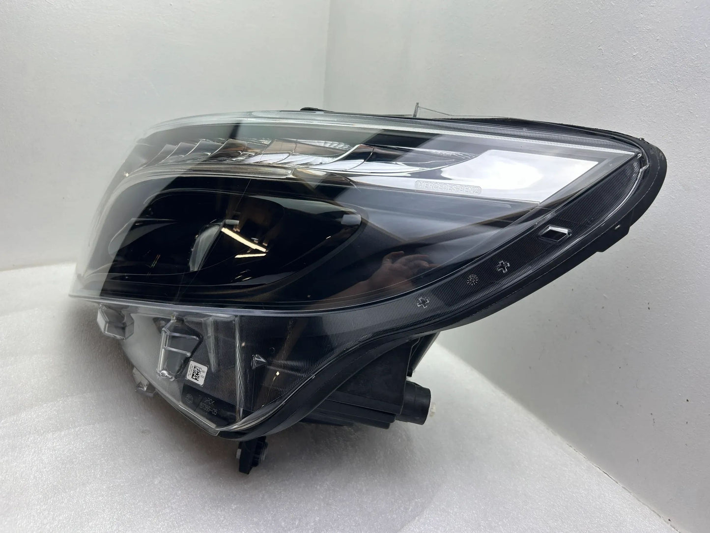 Mercedes Vito V-Klasse W447 LED Scheinwerfer links A4479063201